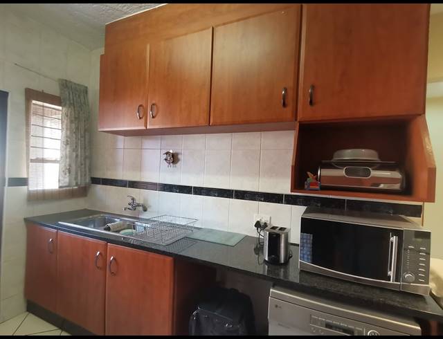 2 BEDROOM TOWNHOUSE FOR SALE IN LIEFDE EN VREDE